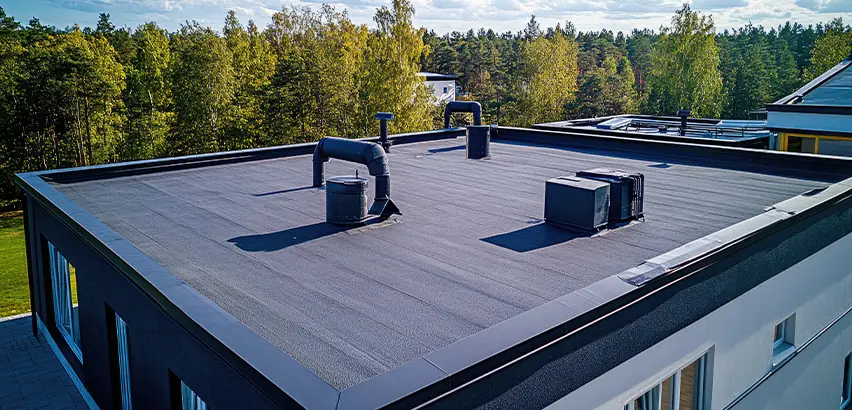 Professional Flat Roof Replacement Services in Alpine, CA