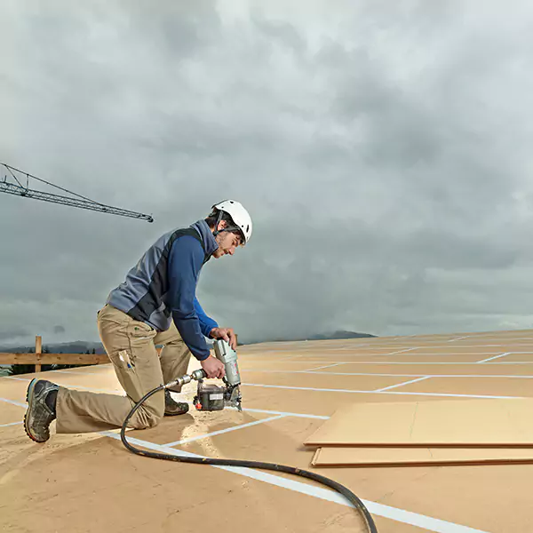 Why Alpine Business Owners Choose Alpine Roofing Inc for Roof Replacement?