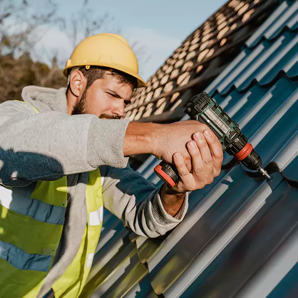Why Alpine Property Owners Choose Alpine Roofing Inc for Metal Roof Replacement?